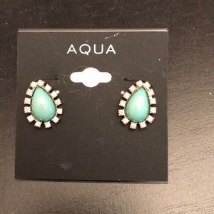 Turquoise stud earrings